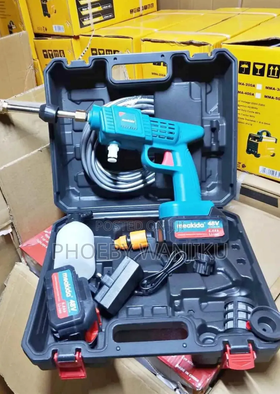 Portable Makita Cordless Car Wash Machine