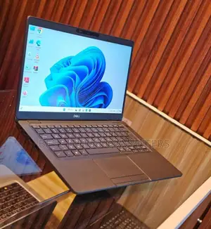 Laptop Dell Latitude 5300 8GB Intel Core I5 SSD 256GB