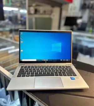 Laptop HP EliteBook 830 G8 16GB Intel Core i7 SSD 512GB