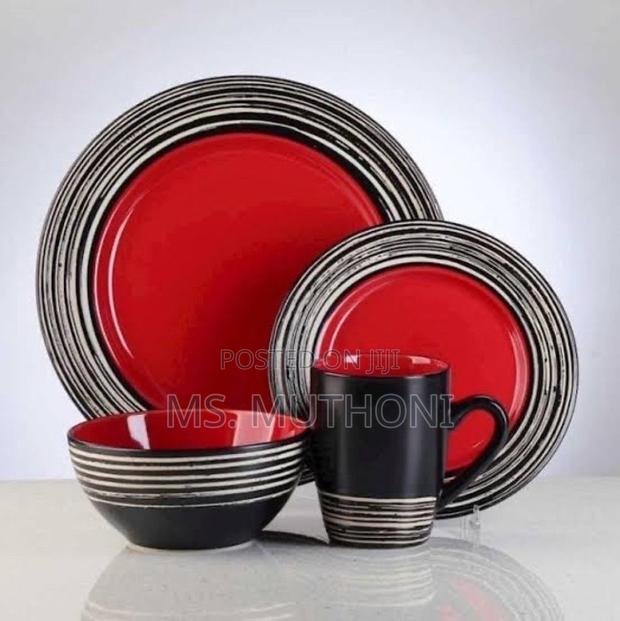 24 Pieces Tahiti Carmine Ceramic Dinner Set - main view
