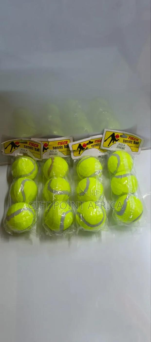 Tennis Balls - thumbnail 2