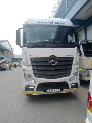 Trailer for Hauling Goods Available