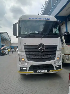 Trailer for Hauling Goods Available