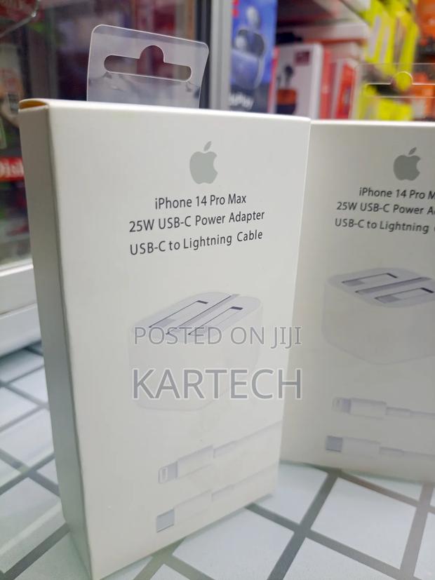 Apple 14 Pro Max 25w Usb-C Power Adapter
Fast Charging - main view