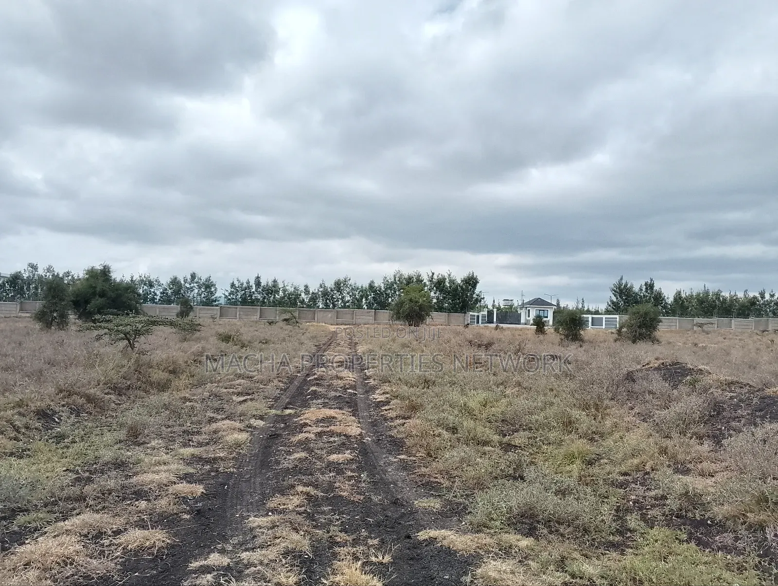 Konza 6 Plots Onsale Joined -Price 1.8m.