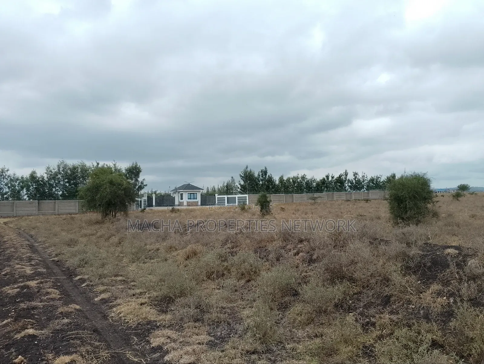 Konza 6 Plots Onsale Joined -Price 1.8m.