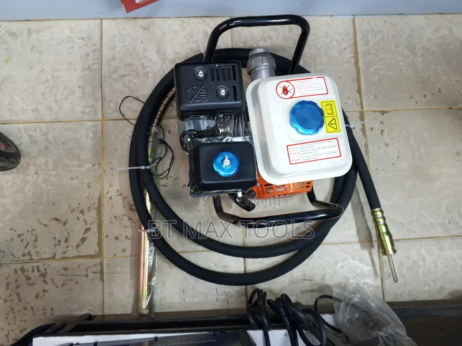 Concrete Vibrator With Poker