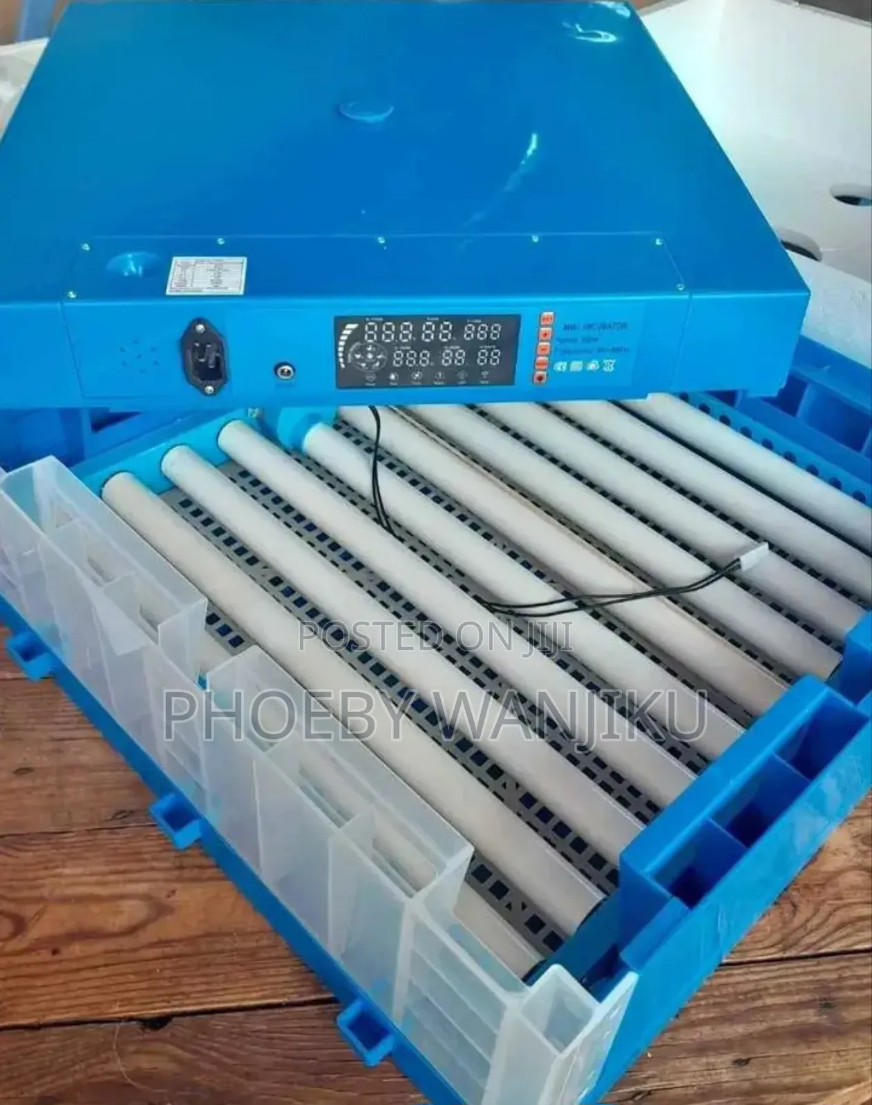 Digital Incubator/64 Eggs Incubator