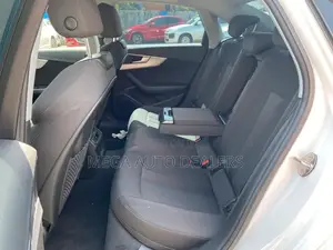 Audi A4 2018 White