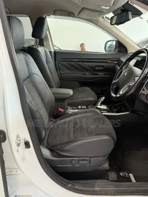 Mitsubishi Outlander 2018 White