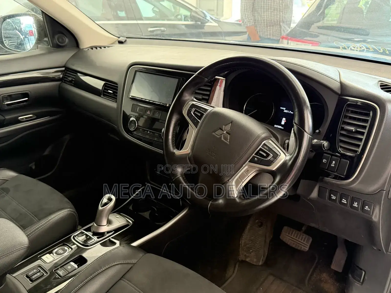 Mitsubishi Outlander 2018 White