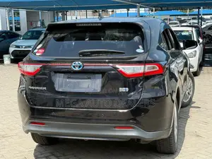Toyota Harrier 2018 Black