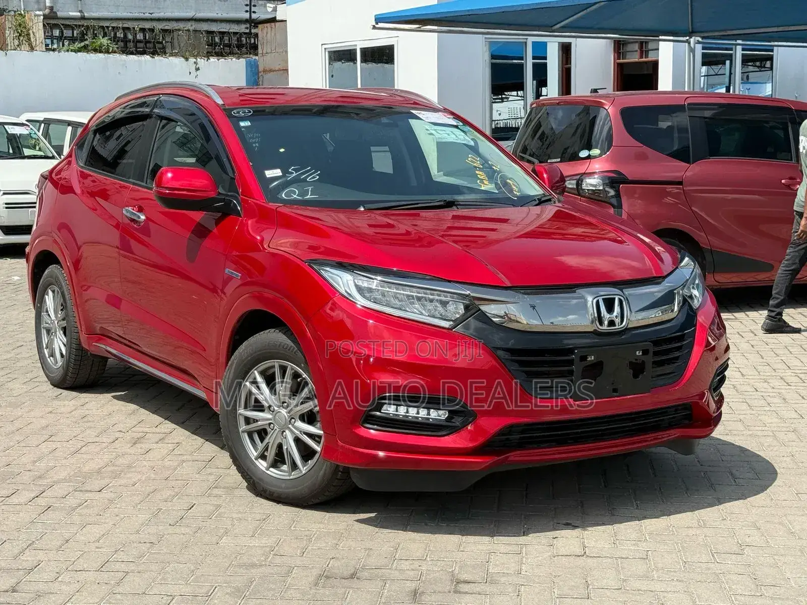 Honda Vezel 2018 Red