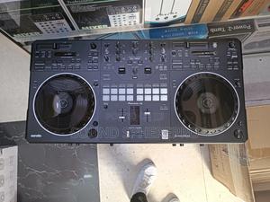 Pioneer DDJ-Rev5 4 Deck Dj Controller - main view