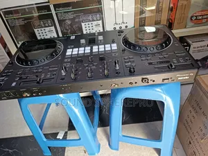 Pioneer DDJ-Rev5 4 Deck Dj Controller