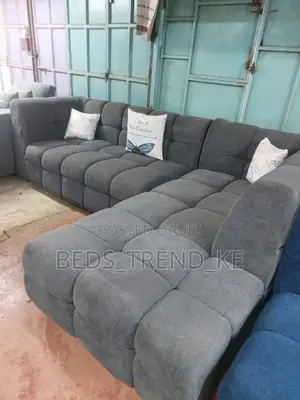 Modernized 6 Seater Bubble L Seat