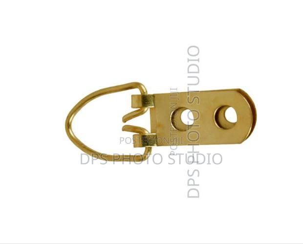 2 Holes Frame Hanging
