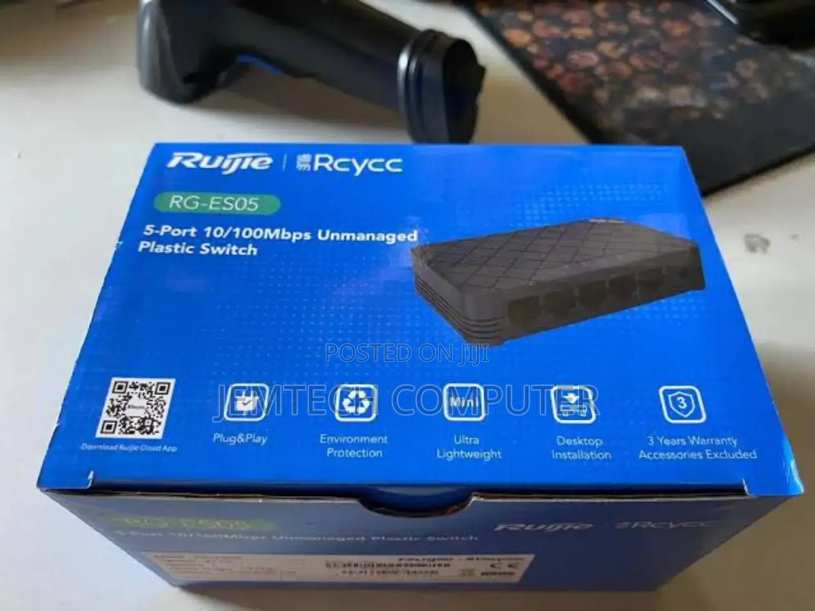 Ruijie Rg-Es05g Plastic Case Unmanaged Desktop Switch