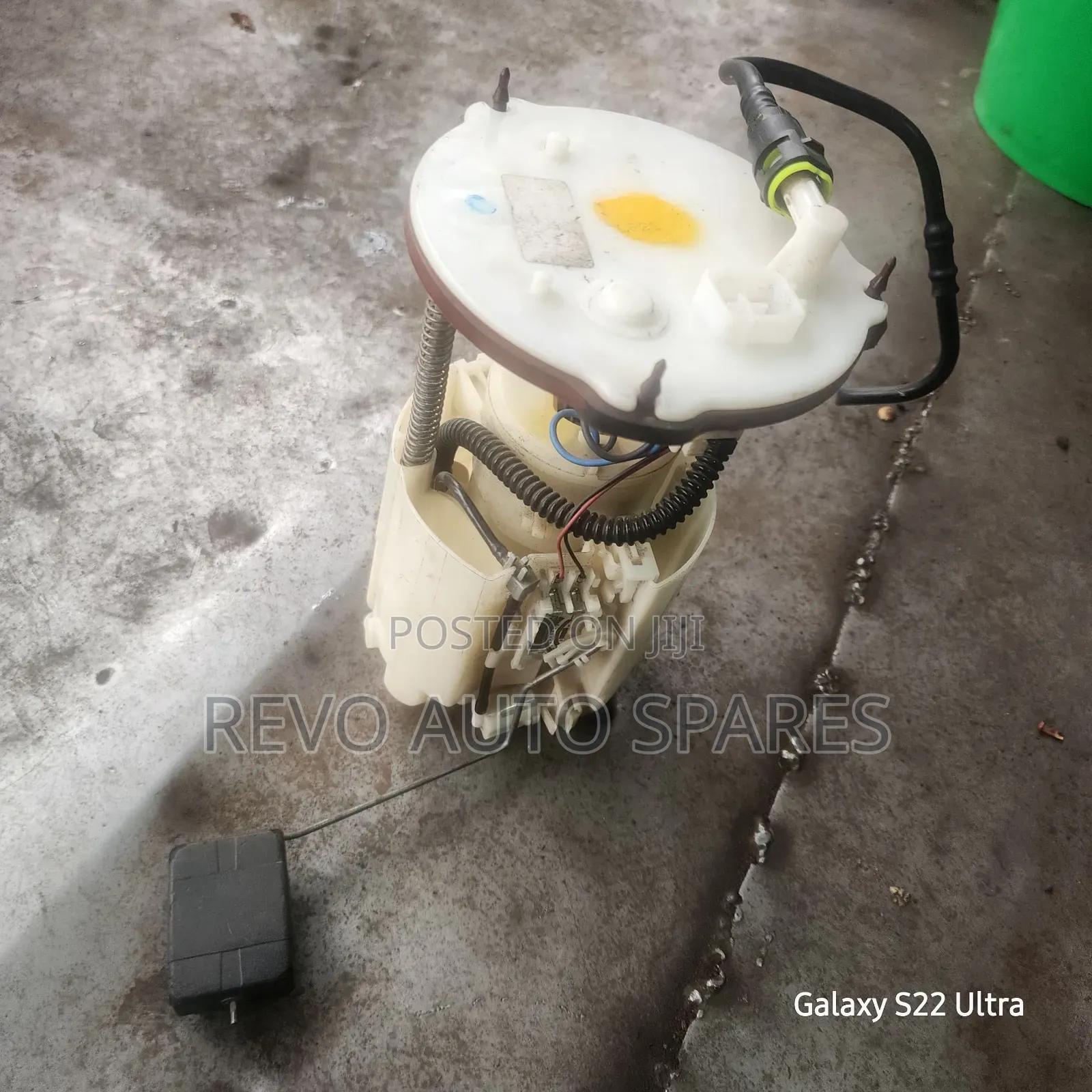 Fuelpump Mazda Primacy