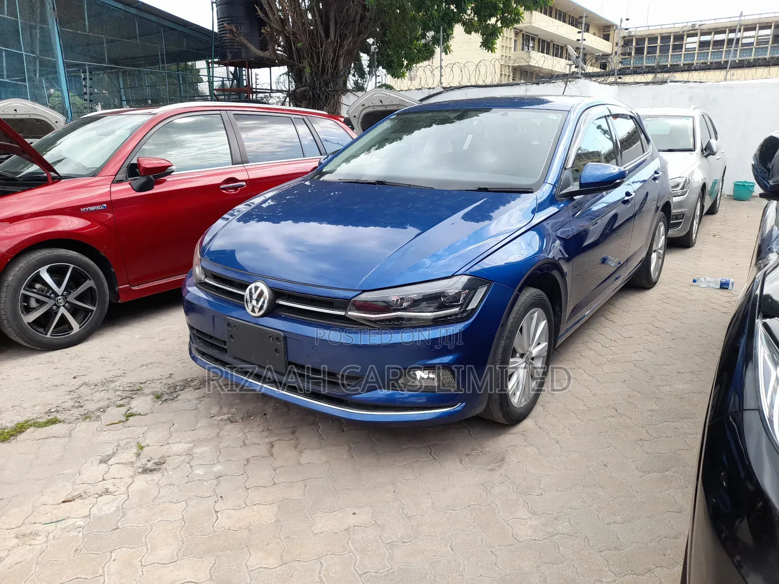Volkswagen Golf 2018 Blue