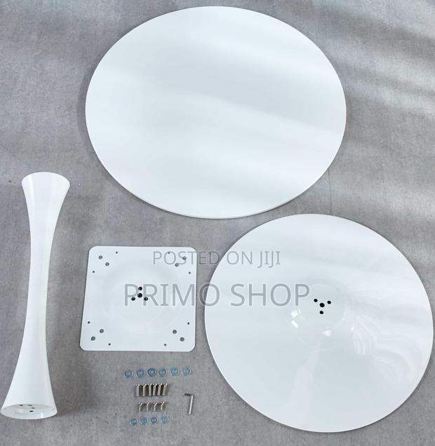 Round Table; Modern Minimalist Family Dining Table - thumbnail 4