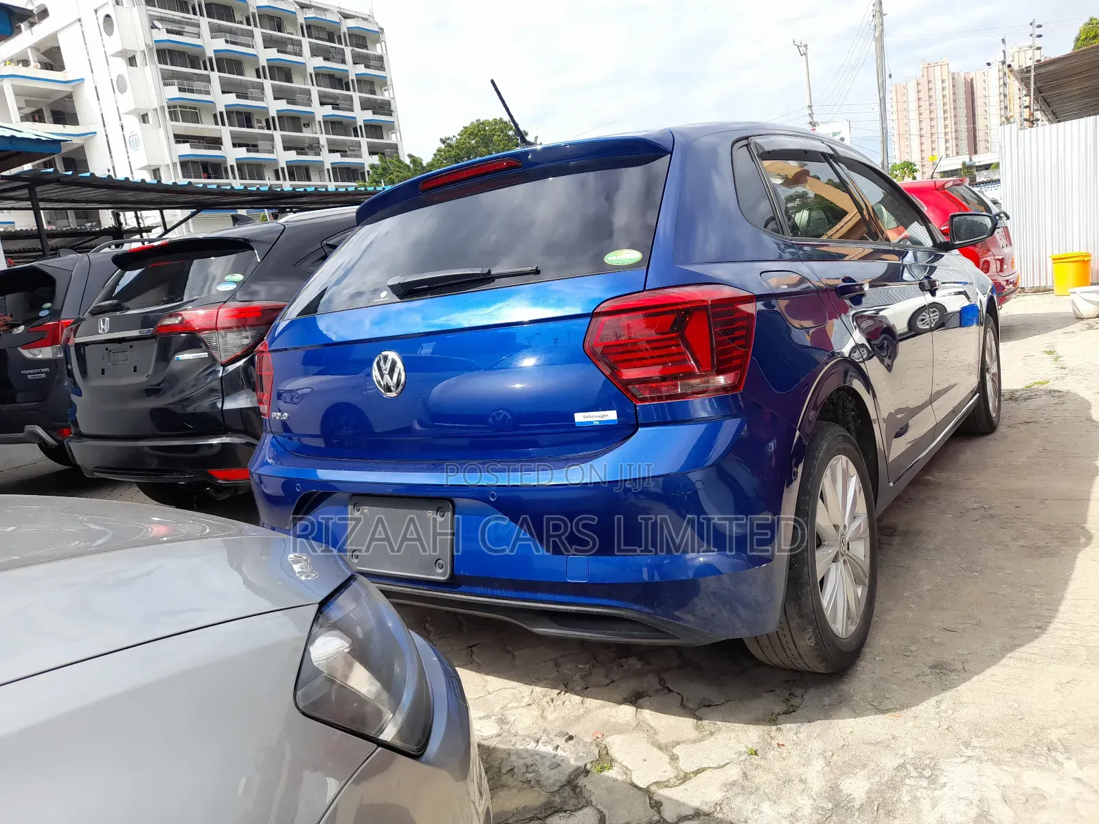 Volkswagen Golf 2018 Blue