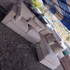 Ultra-Comfy 6 Seater L Seat Sofa With a Puff
