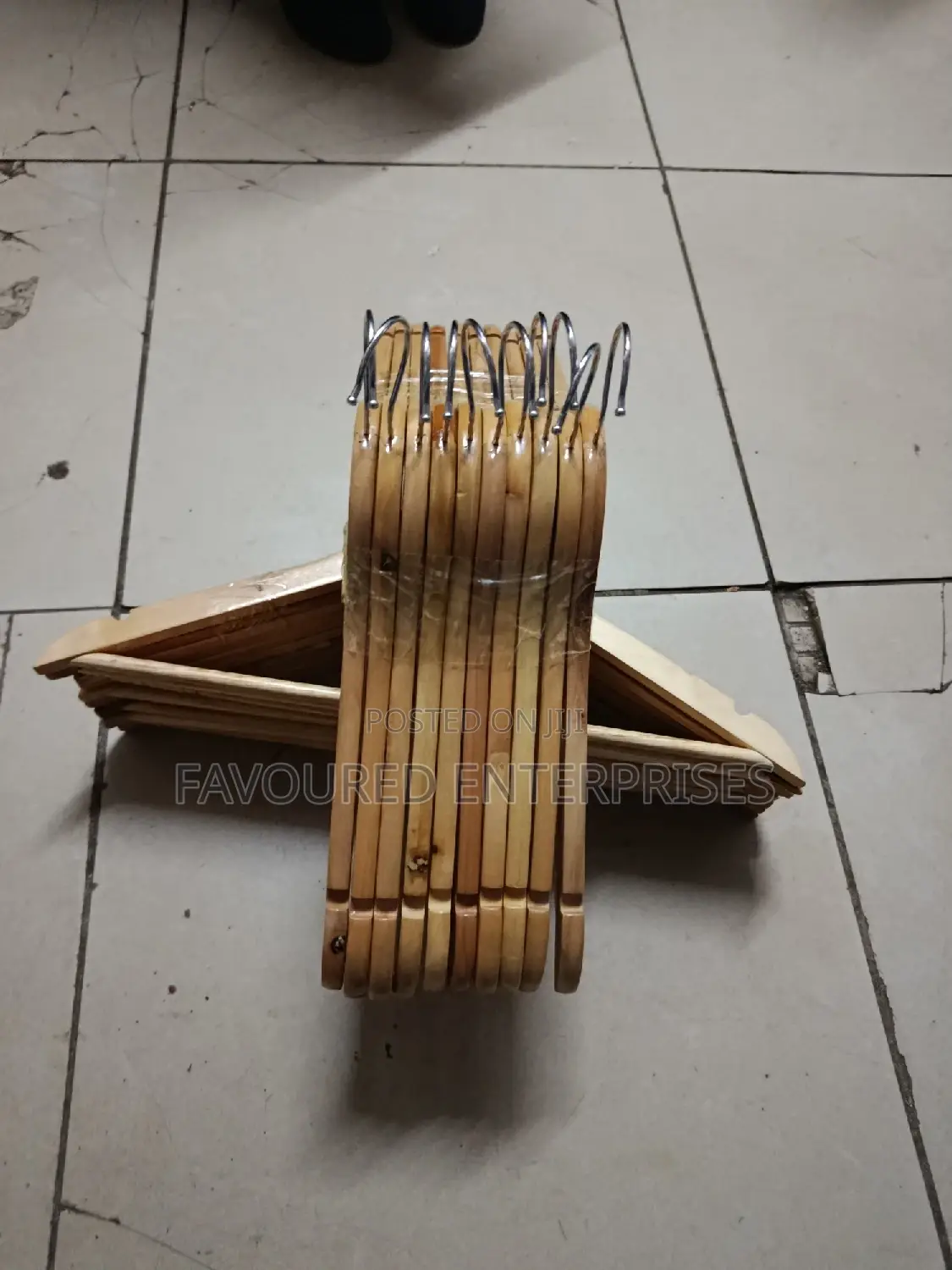 Wooden Hangers 10pcs