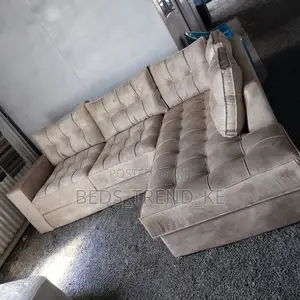 Sturdy 6 Seater Modernized Chester L Seat Sofa