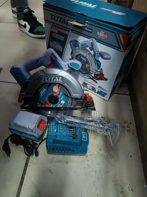 Cordless Circular Saw