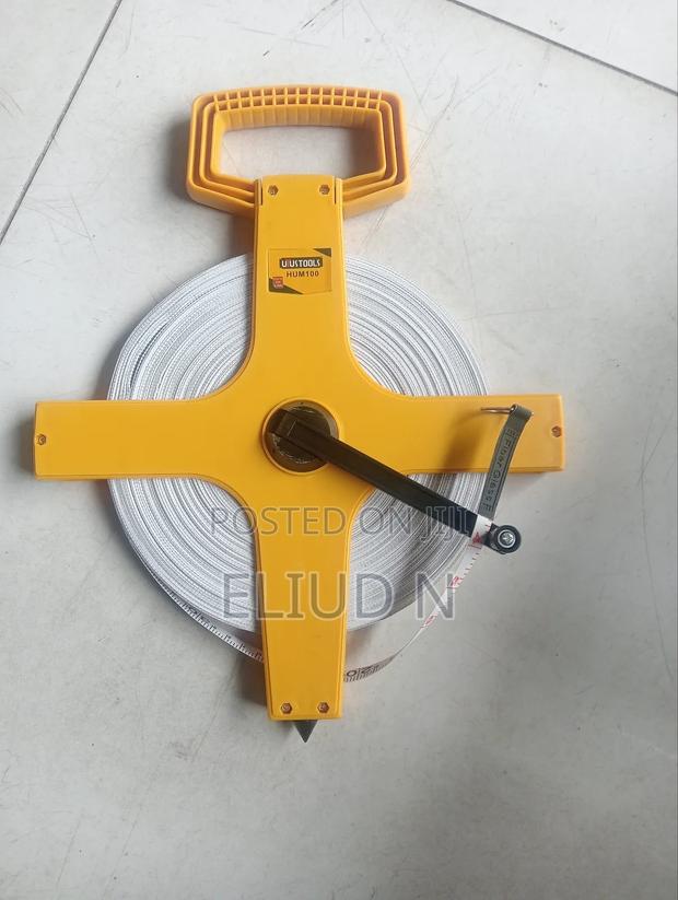 100m Fibreglass Measure Tape - main view