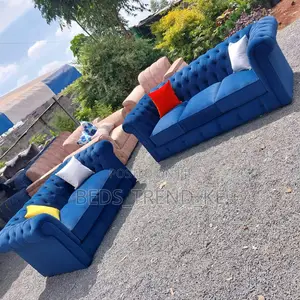 Blue Sleek 5 Seater Chester Sofa 3-2