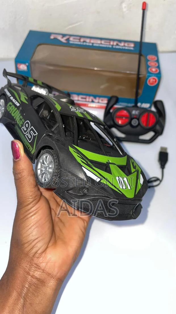 Rechargable Remote Controlled Toy Car - thumbnail 2