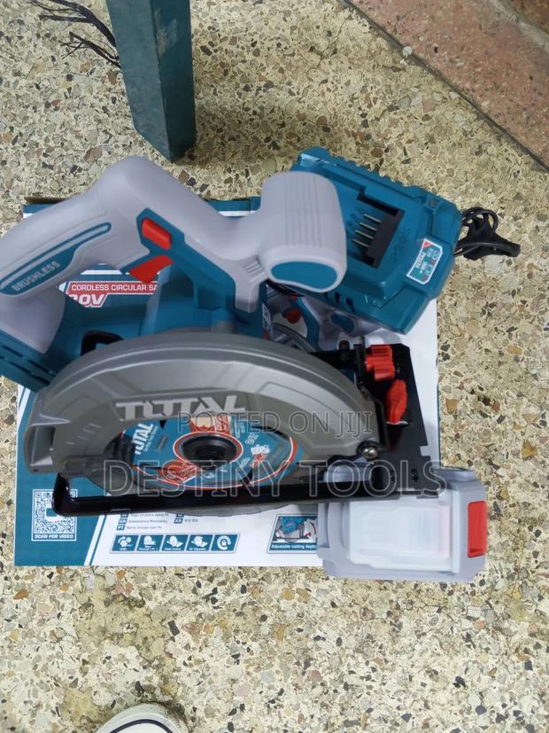 Total Cordless Circular Saw 7inch