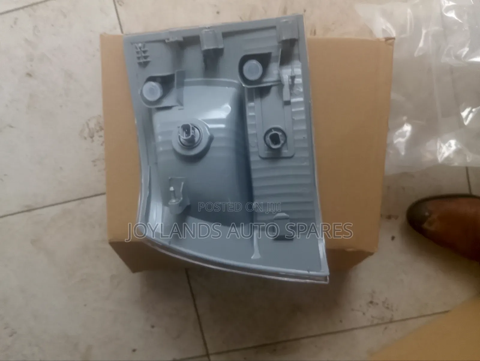 Hiace Shark Super Custom 99 Corner Lights