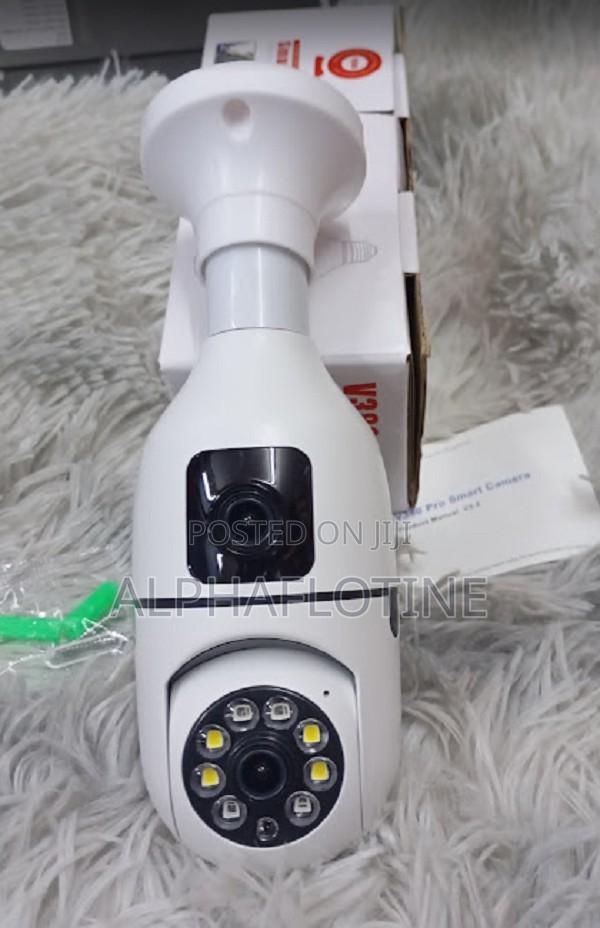 Duo Lens2mp+2mp 4mp Digital Wifi Security Bulb Holder Camera - main view