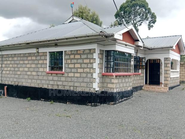 4bdrm Bungalow in Kiserian Town for rent