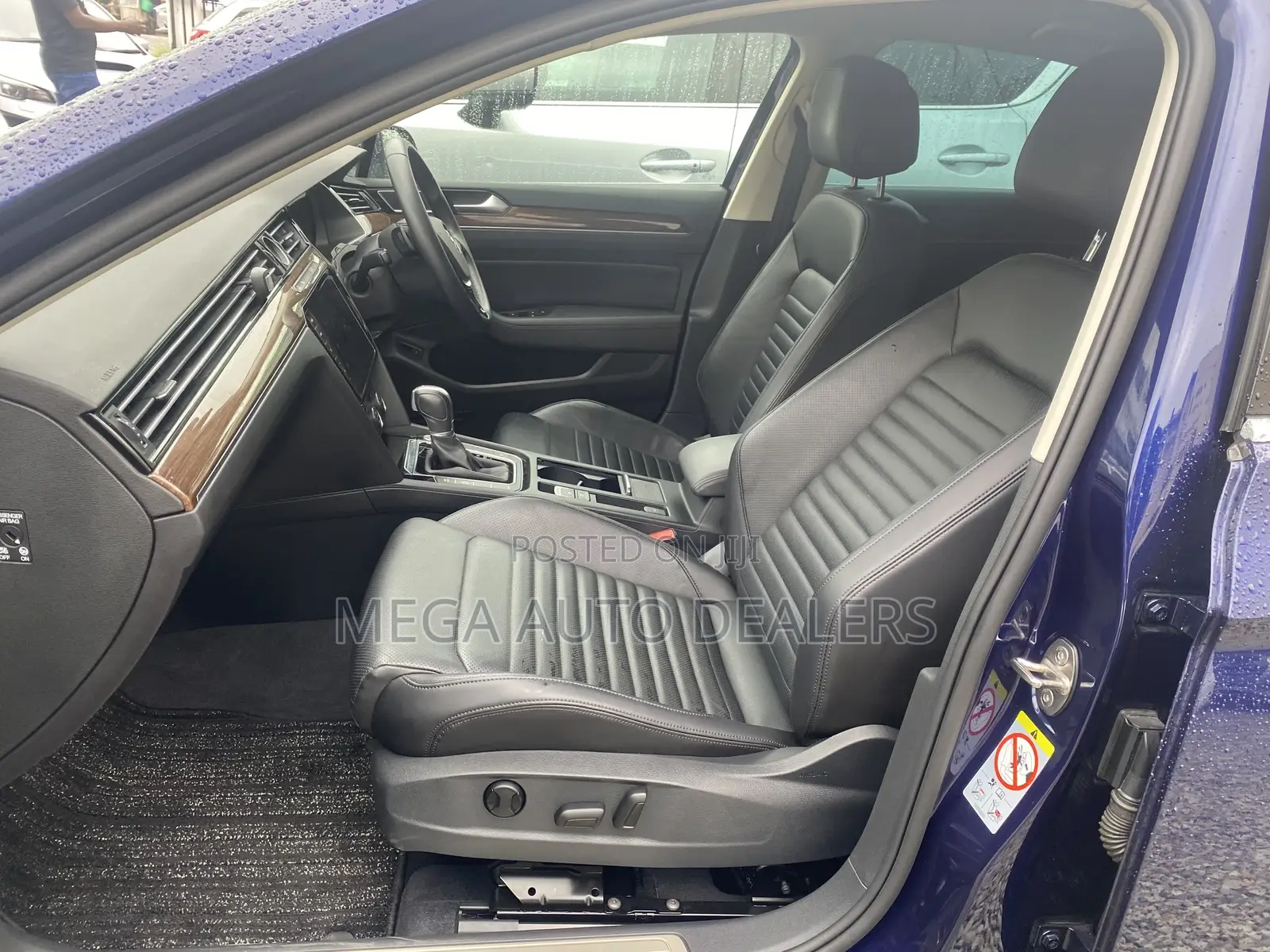 Volkswagen Passat 2018 Blue