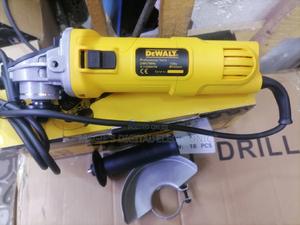 Most Appropriate 4" 720w Dewalt Angle Grinder - thumbnail 2