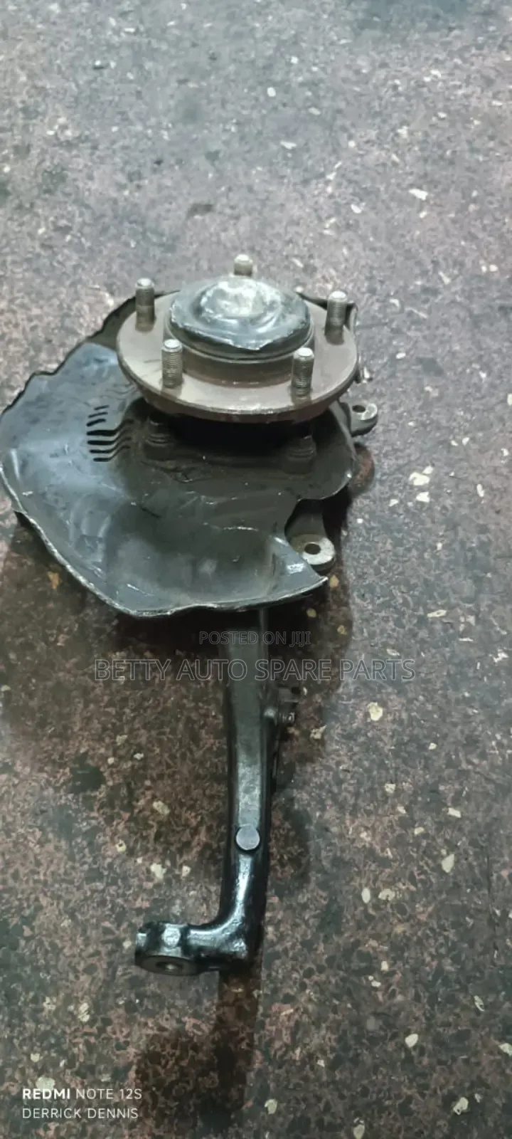 Toyota V8 200 Series Knuckle