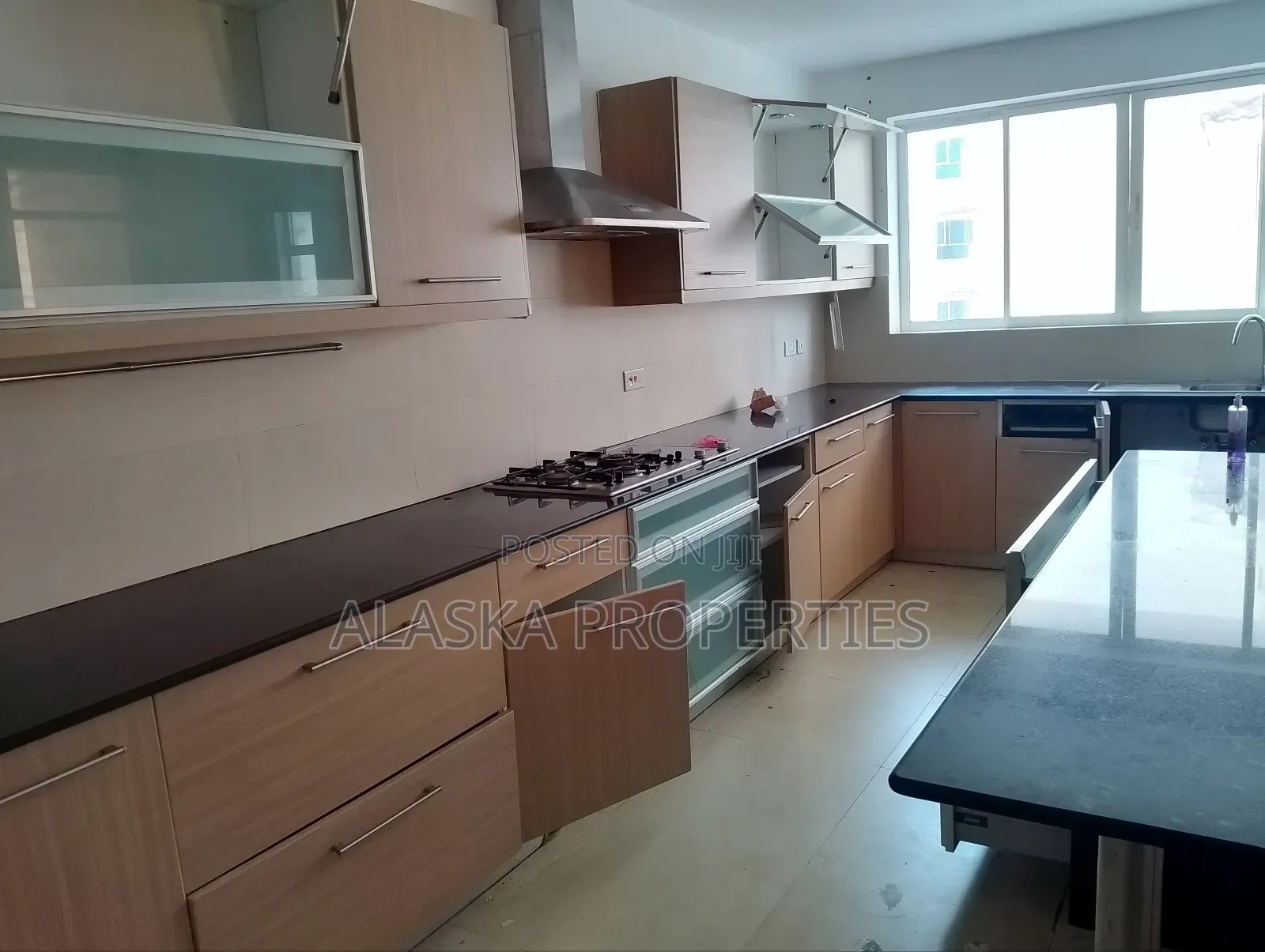 4bdrm Apartment in Nyali Estate for rent