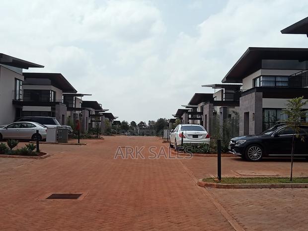 Furnished 3bdrm Villa in Ineza, Runda for rent