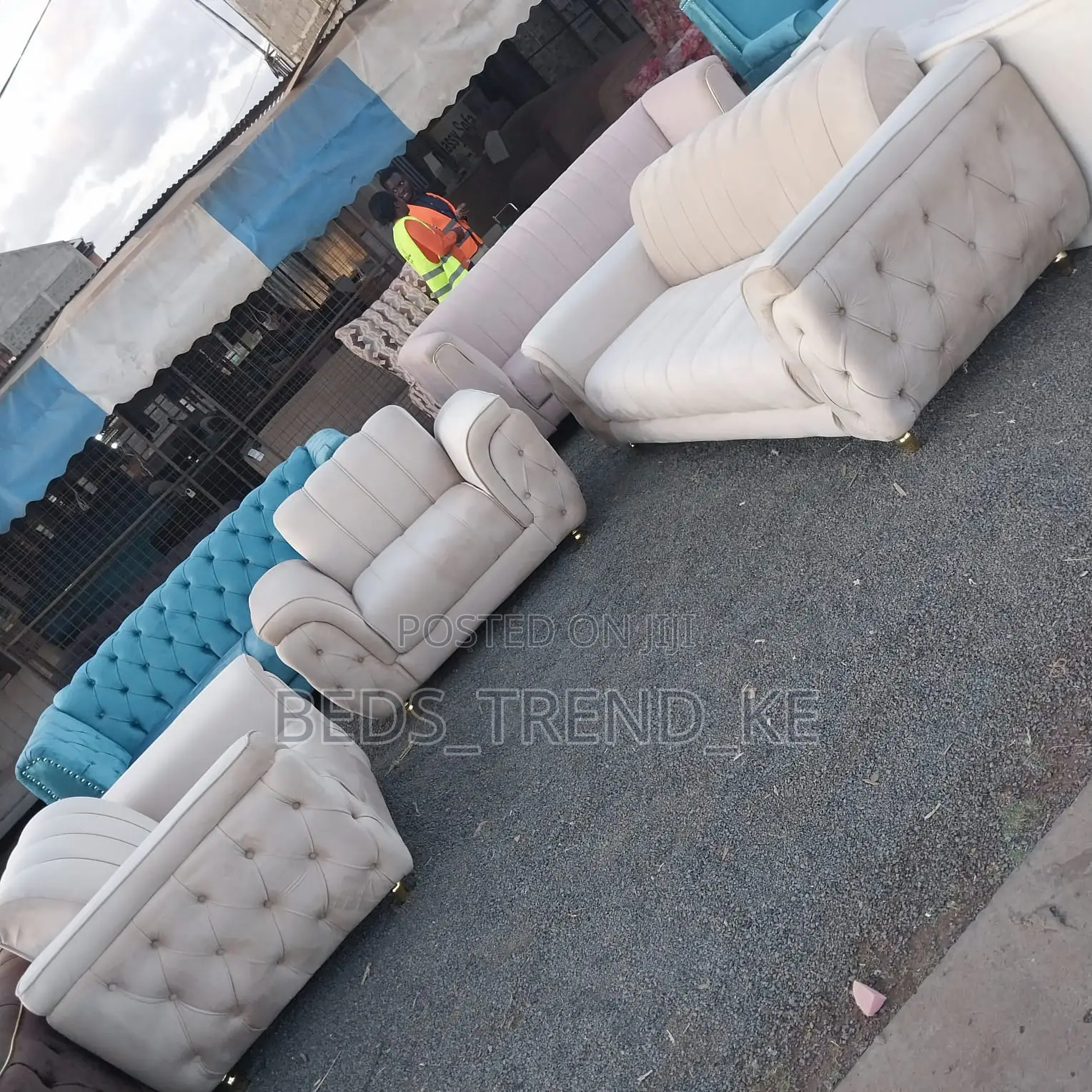White Cozy 7 Seater Chester Sofa Set 3-2-1-1