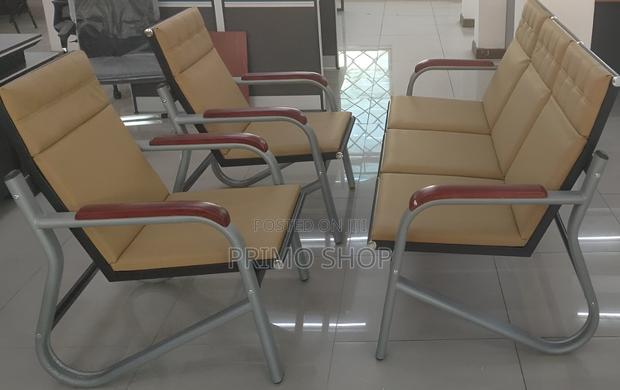 Office Sofa; Classic Refined Office Sofa - thumbnail 3