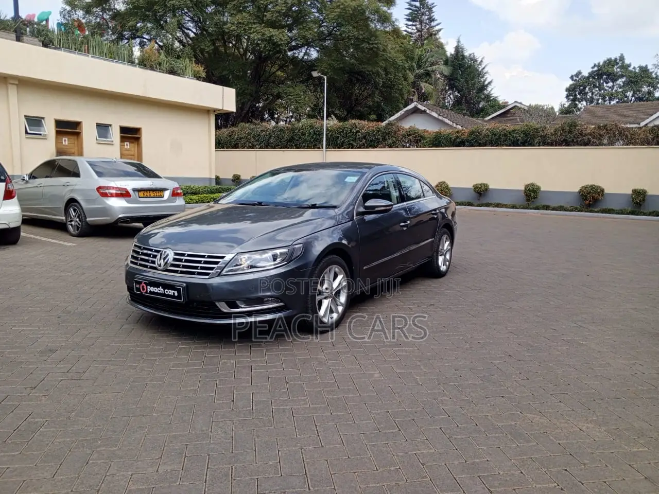 Volkswagen Passat SEL Premium 4dr Sedan (1.8L 4cyl Turbo 6A) 2014 Gray