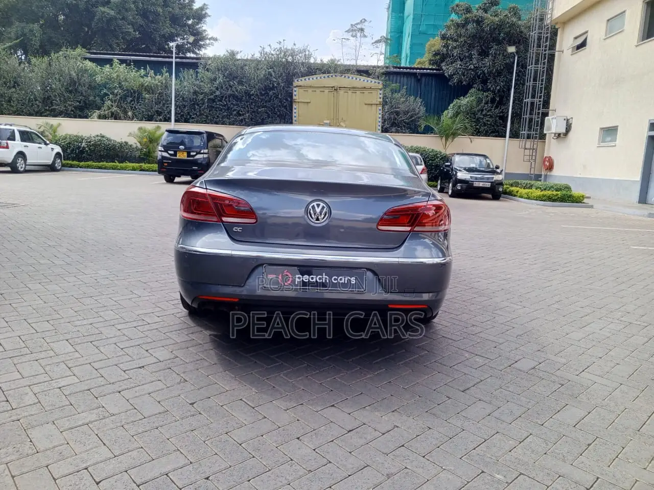 Volkswagen Passat SEL Premium 4dr Sedan (1.8L 4cyl Turbo 6A) 2014 Gray
