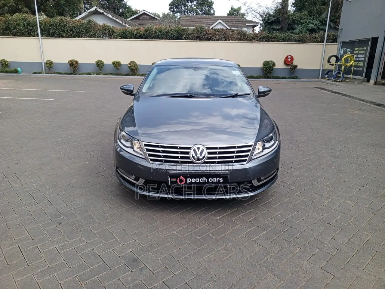 Volkswagen Passat SEL Premium 4dr Sedan (1.8L 4cyl Turbo 6A) 2014 Gray