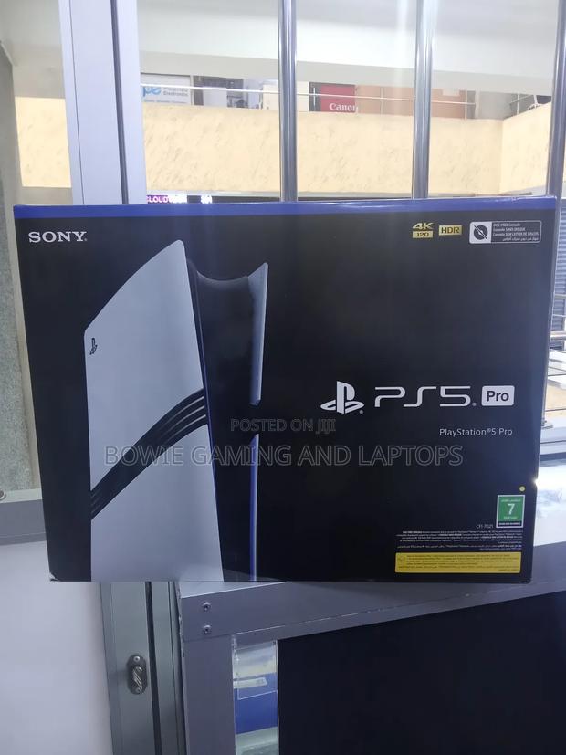 Playstation 5 Pro Brand New - thumbnail 2