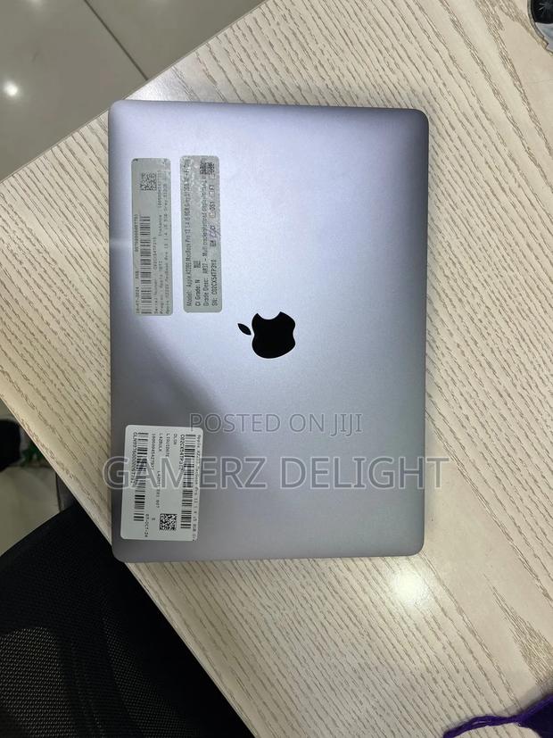 Laptop Apple MacBook 2020 8GB Intel Core I5 SSD 512GB - thumbnail 2