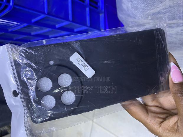 Hwpivox Tecno Camon 30s Pro Case Soft Silicone Case - thumbnail 2